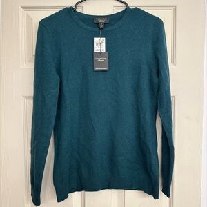 Charter Club Luxury 100% cashmere deep alpine crewneck sweater